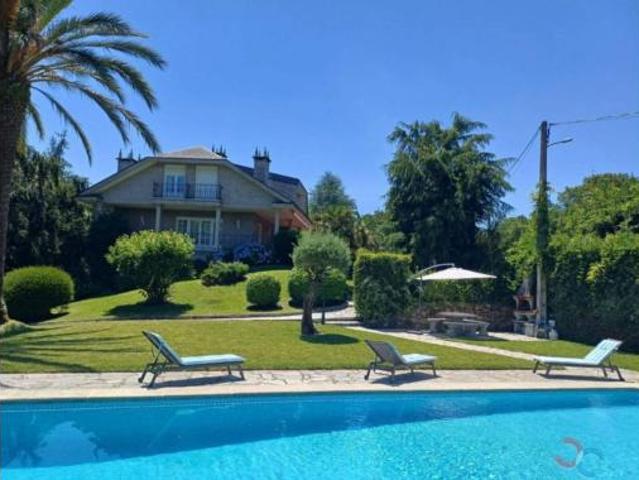 Casa en venta en Vilagarcía de Arousa, O Salnés