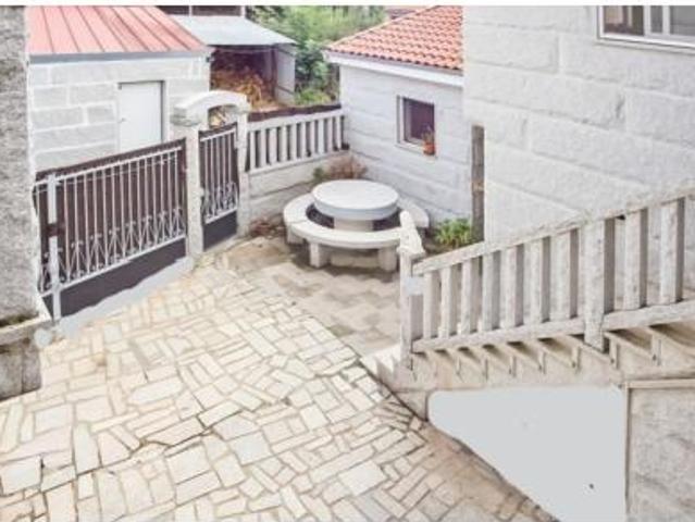 Casa en venta en Ourense, Galicia