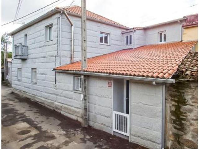 Casa en venta en Ourense, Galicia
