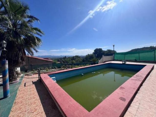 Casa en venta en el Camp de Túria, Valencia