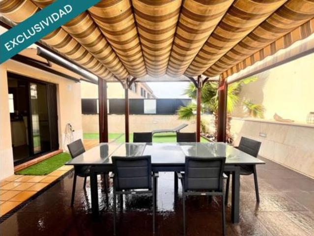 Casa en venta en Santa Maria, Garraf