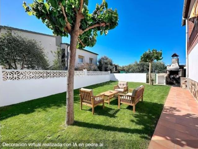 Casa en venta en Santa Maria, Garraf