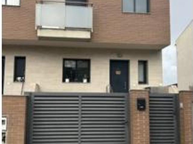 Casa en venta en Santa Maria, Garraf