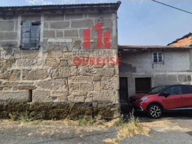 Casa en venta en Vilar De Barrio, Ourense