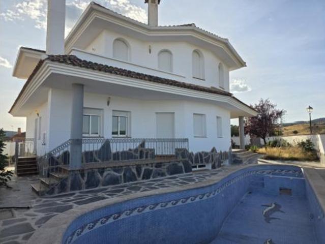 Casa en venta en Villa Del Prado, Madrid