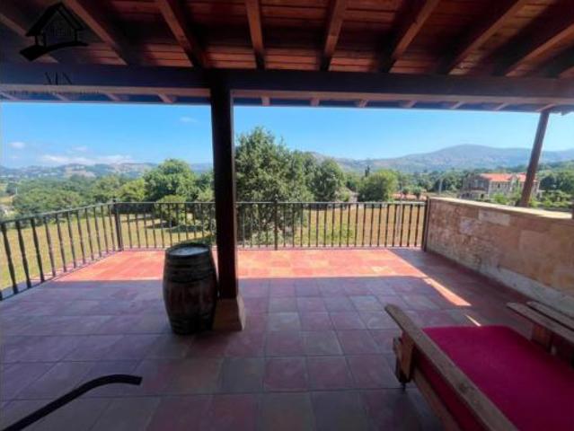 Casa en venta en Villacarriedo, Cantabria