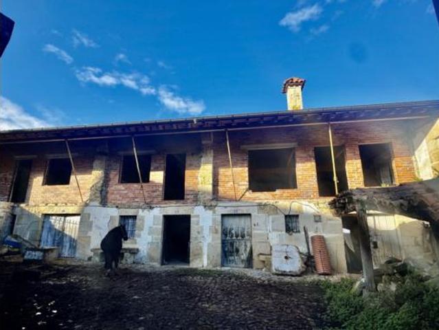Casa en venta en Villafufre, Cantabria