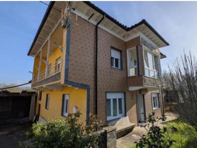 Casa en venta en Penilla, Villafufre