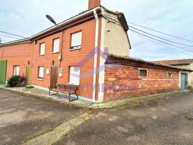 Casa en venta en Villaluenga De La Vega, Castilla y León