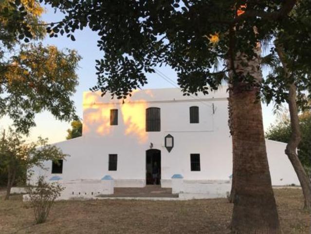 Casa en venta en Villamanrique De La Condesa, Andalucía
