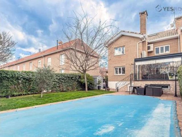 Casa en venta en Villanueva De La Cañada, Madrid
