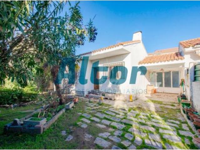 Casa en venta en Villanueva De La Cañada, Madrid