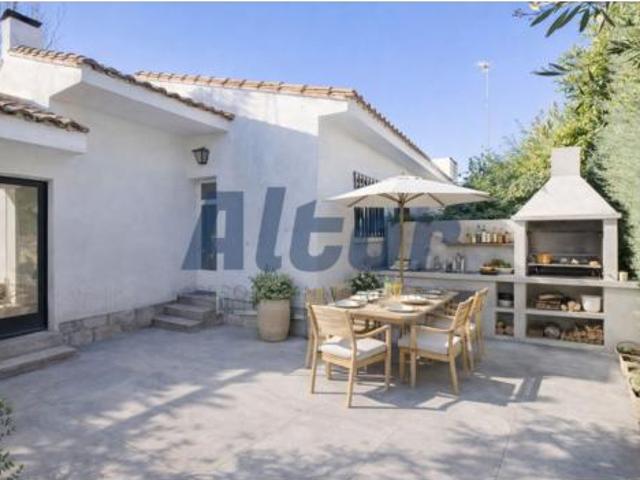 Casa en venta en Villanueva De La Cañada, Madrid