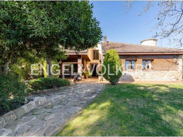 Casa en venta en Mocha Chica, Villanueva De La Cañada