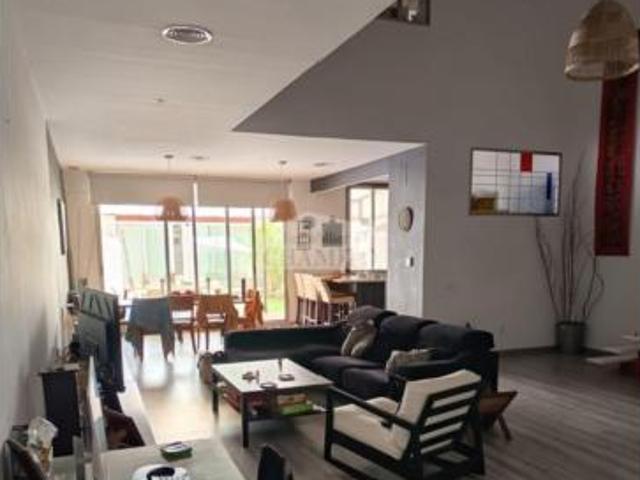 Casa en venta en Villanueva De La Serena, Badajoz