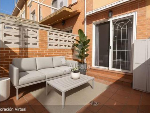 Casa en venta en Villanueva De La Torre, Castilla-La Mancha