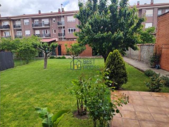 Casa en venta en Villaobispo de las Regueras, Villaquilambre