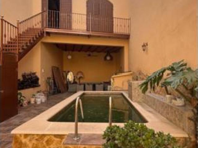 Casa en venta en La Serranía, Valencia