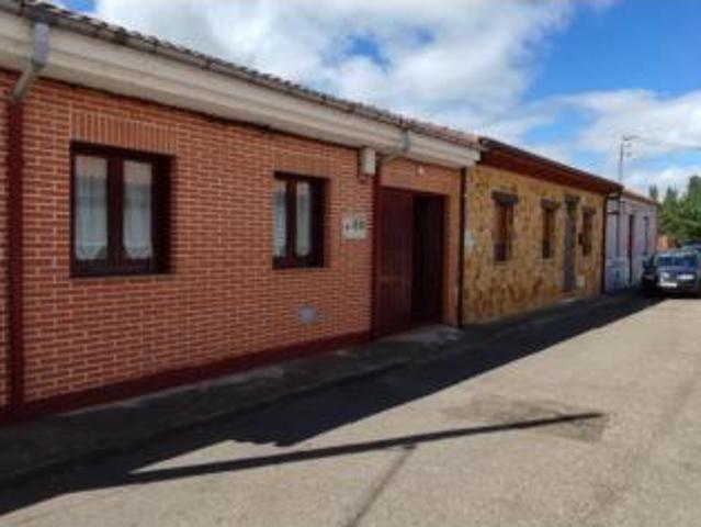 Casa en venta en Bustillo Del Páramo, Castilla y León
