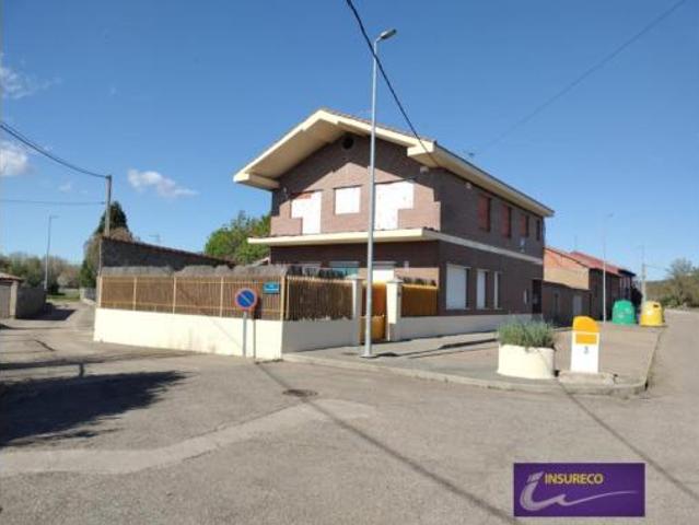 Casa en venta en Villasabariego, Castilla y León