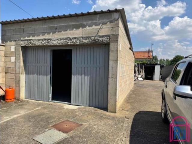 Casa en venta en Villasabariego, Castilla y León