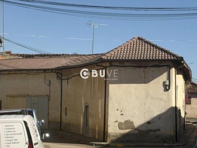 Casa en venta en Villaturiel, Castilla y León