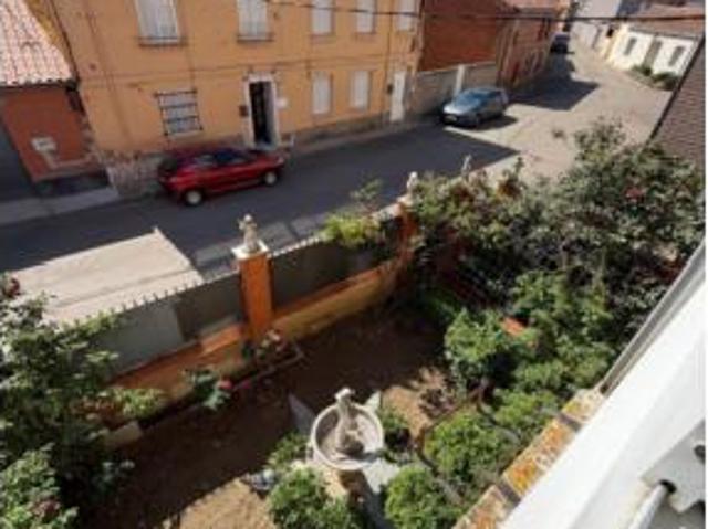 Casa en venta en Villaturiel, Castilla y León