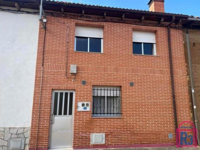 Casa en venta en Villaturiel, Castilla y León