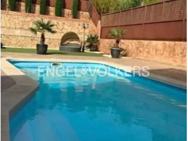 Casa en venta en Villaviciosa De Odón, Madrid