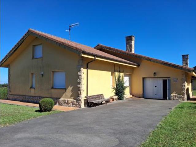 Casa en venta en Villaviciosa, Asturias