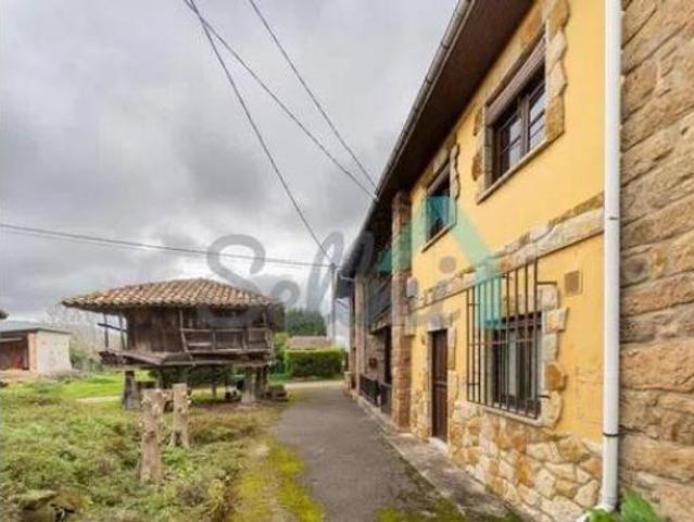 Casa en venta en Villaviciosa, Asturias