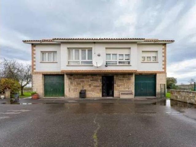 Casa en venta en Villaviciosa, Asturias