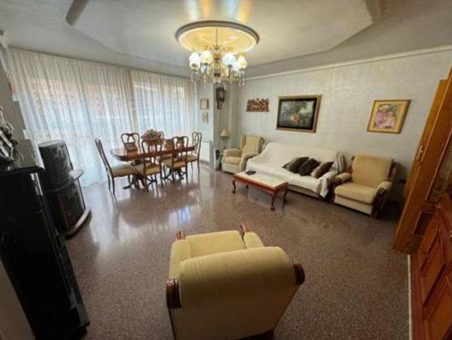 Casa en venta en l'Alt Vinalopó / El Alto Vinalopó, Valencia