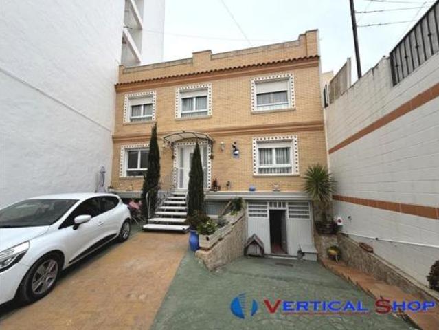 Casa en venta en l'Alt Vinalopó / El Alto Vinalopó, Valencia