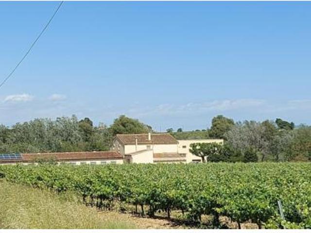 Casa en venta en Vilobí Del Penedès
