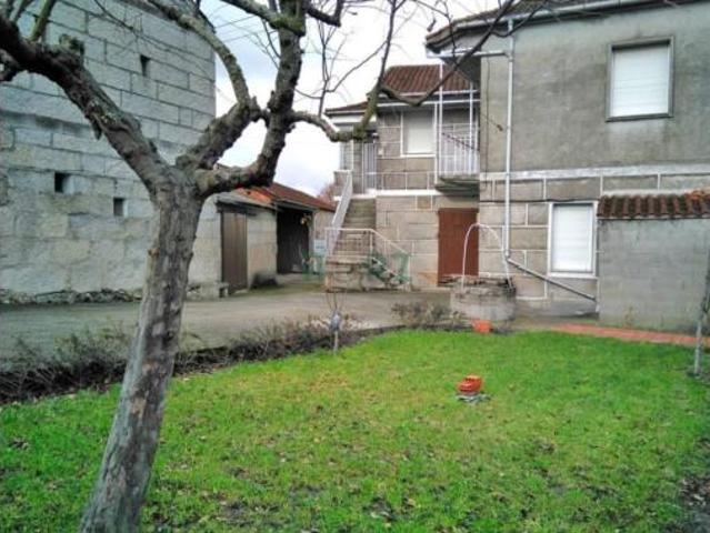 Casa en venta en A Limia, Galicia
