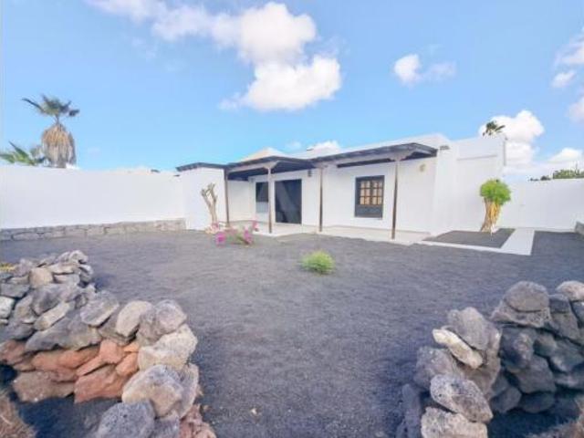 Casa en venta en Playa Blanca, Yaiza