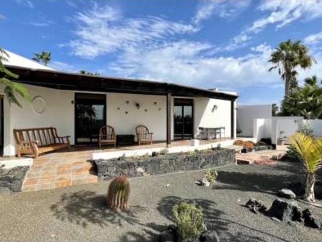 Casa en venta en Yaiza, Montaña Roja