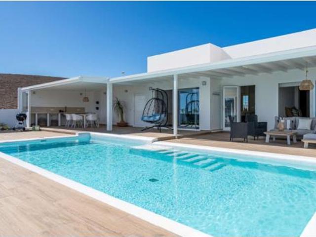 Casa en venta en Yaiza, Uga