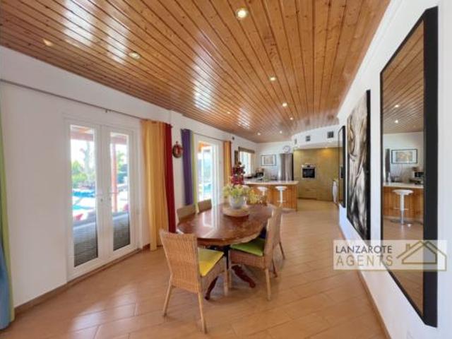 Casa en venta en Playa Blanca, Yaiza