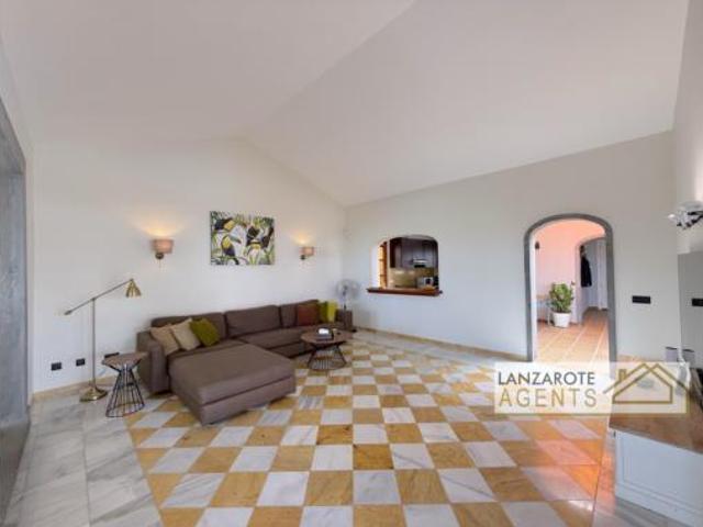 Casa en venta en Playa Blanca, Yaiza