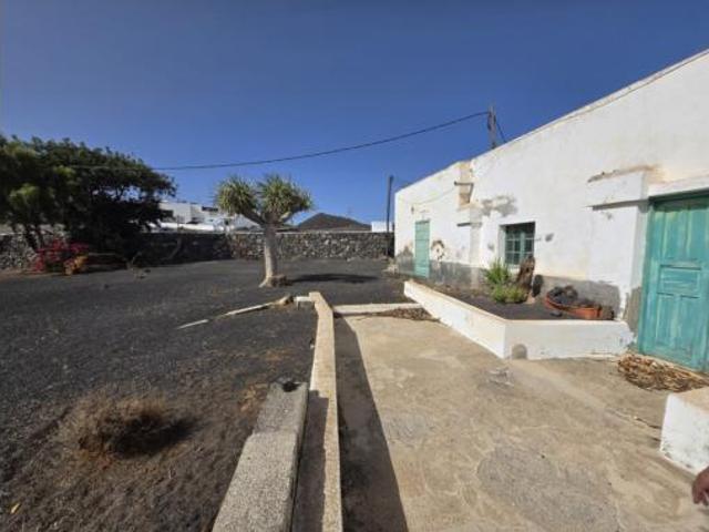 Casa en venta en Yaiza, Uga