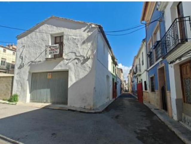 Casa en venta en Yátova, Valencia