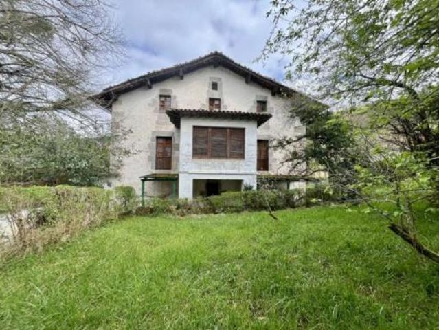 Casa en venta en Zaldibia, Guipúzcoa