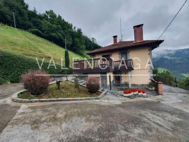 Casa en venta en Zaldibia, Guipúzcoa