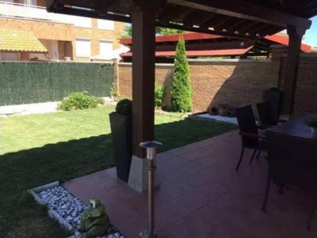 Casa en venta en Zarratón, La Rioja
