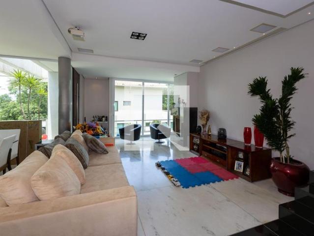 Casa aluguel em Região Geográfica Imediata de Belo Horizonte, Região Metropolitana de Belo Horizonte