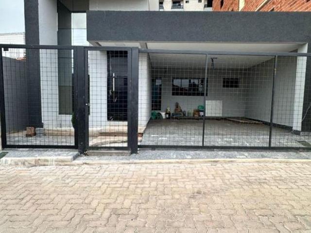 Casa venda em Região Geográfica Imediata do Distrito Federal, Região Integrada de Desenvolvimento do Distrito Federal e Entorno