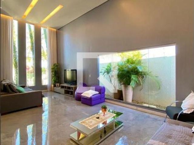 Casa venda em Região Geográfica Imediata do Distrito Federal, Região Integrada de Desenvolvimento do Distrito Federal e Entorno