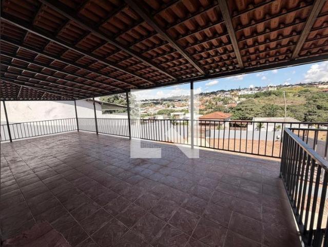 Casa aluguel em Região Geográfica Imediata do Distrito Federal, Região Integrada de Desenvolvimento do Distrito Federal e Entorno